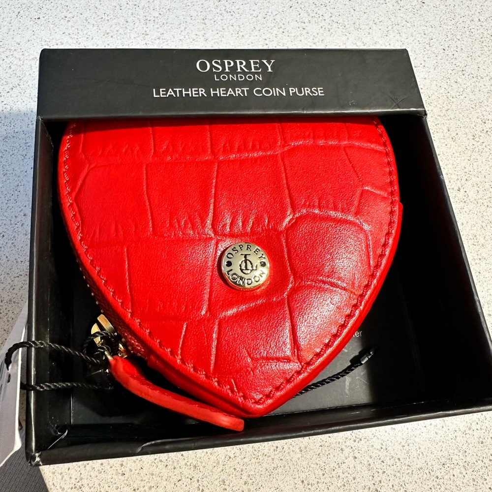 New genuine Leather heart coin purse